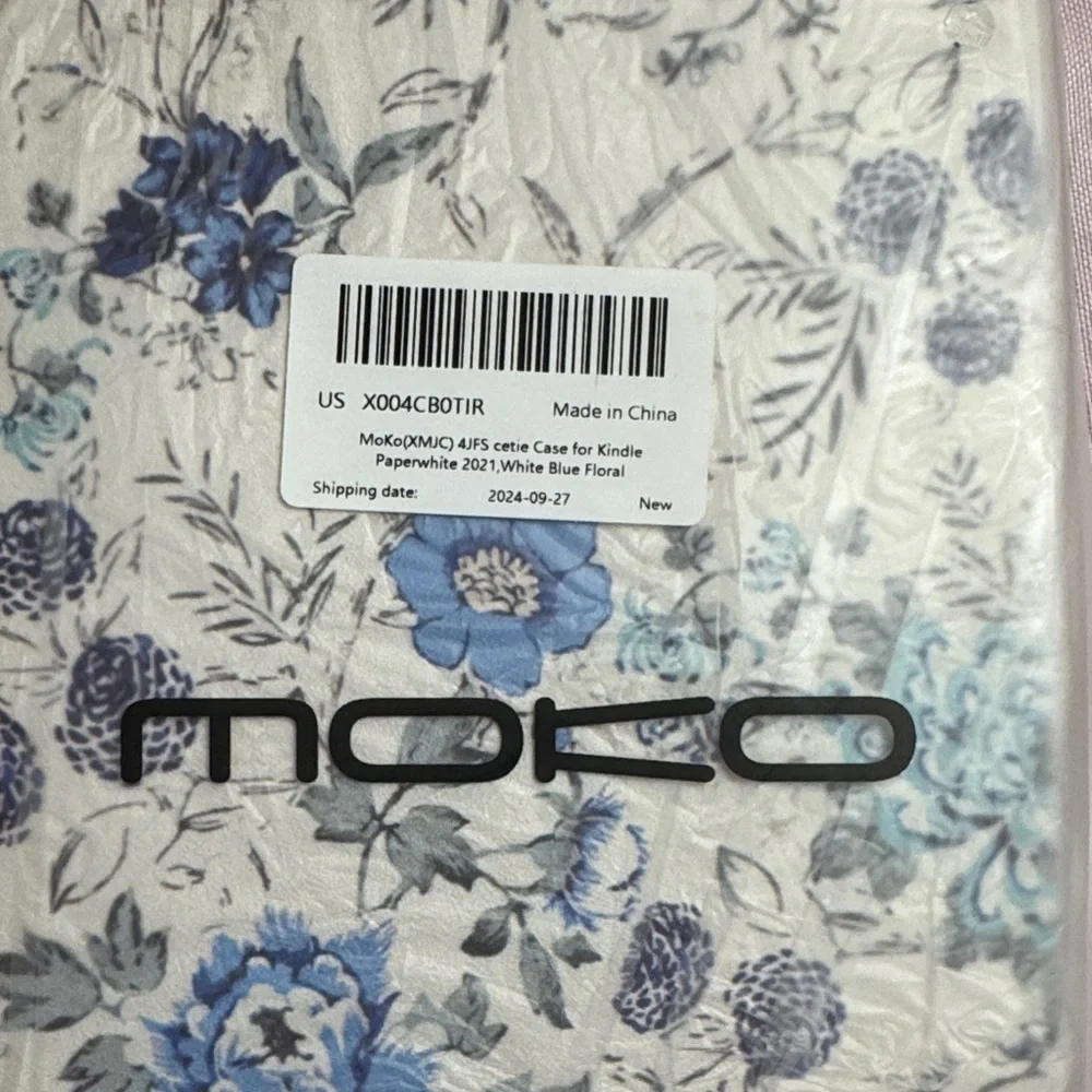 Kindle Paperwhite Kindle Case Floral White & Blue Pattern